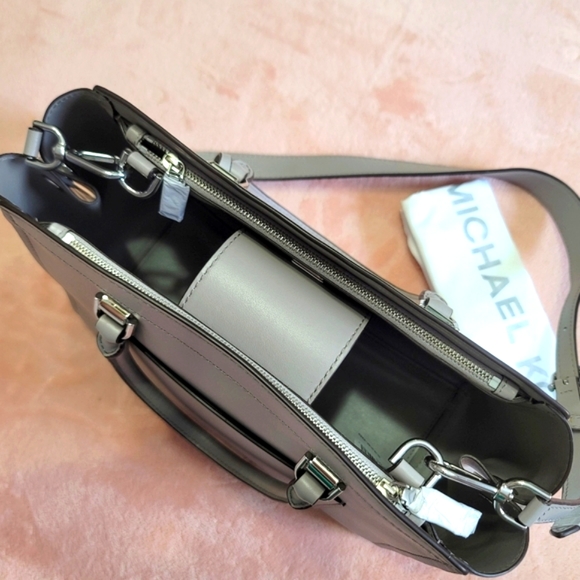 New Michael Kors Large Benning Satchel - Picture 7 of 13